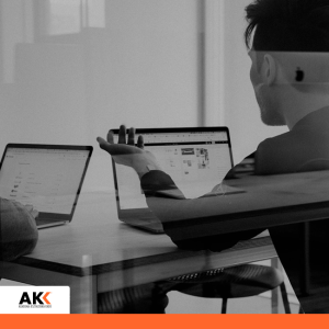 Praca nad ewidencją środków trwałych zgodnie z KSR nr 11 – Akademia Kształcenia Kadr.